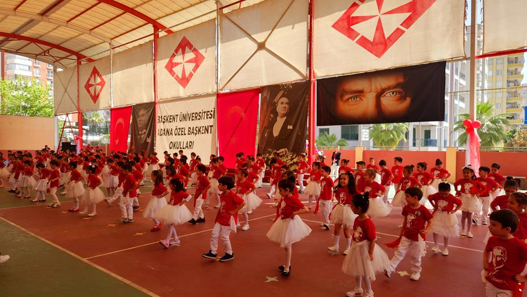 EGEMENLİK KAYITSIZ ŞARTSIZ MİLLETİNDİR