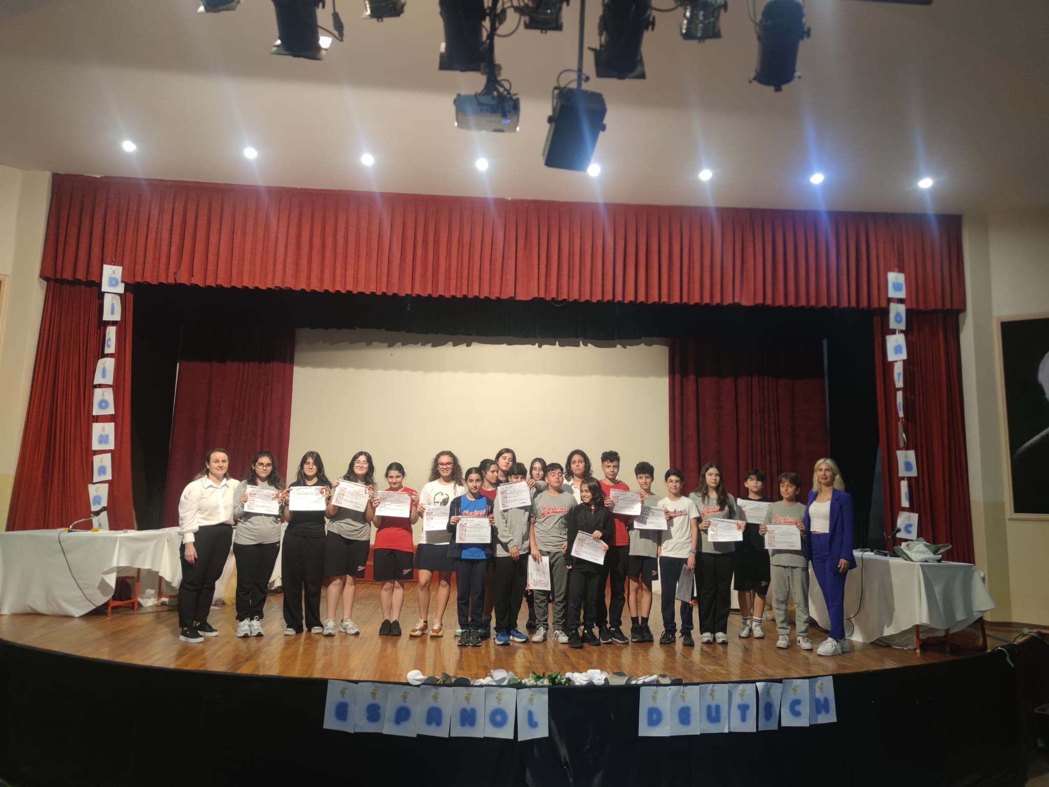 ALMANCA-İSPANYOLCA SÖZLÜK YARIŞMASI